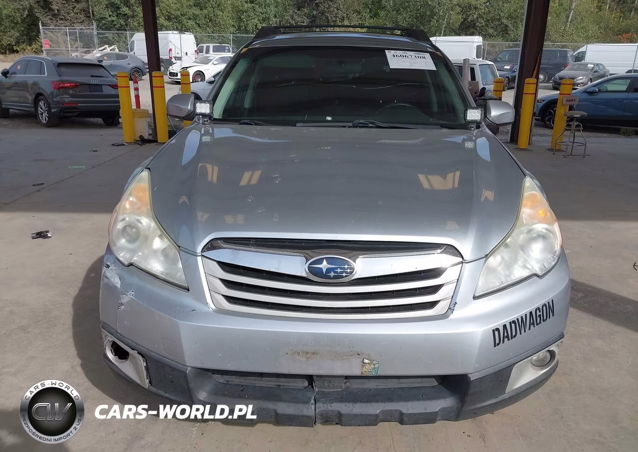 2012 Subaru Outback 2.5I Premium VIN:4S4BRBCC4C3267561 - 13