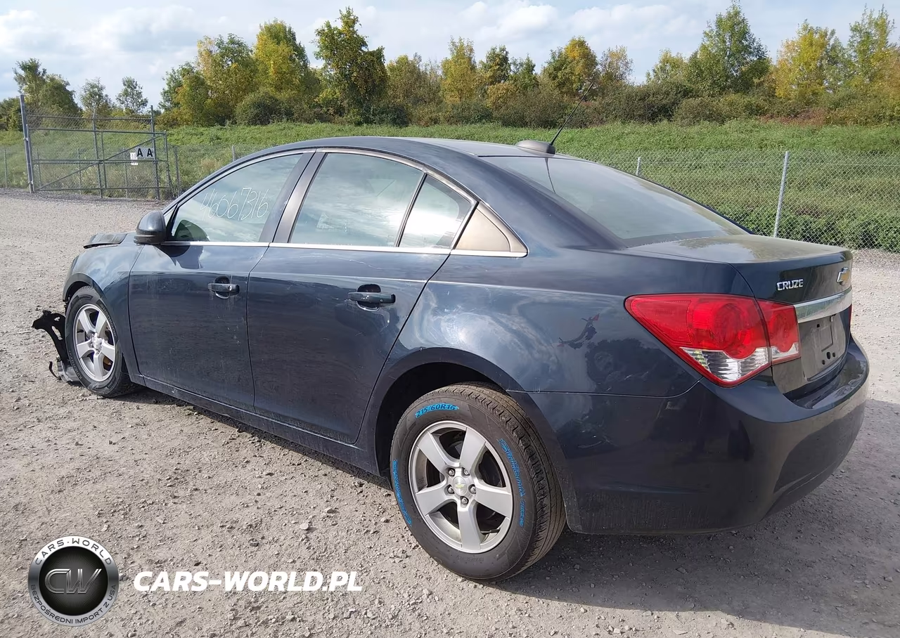 2016 Chevrolet Cruze Limited 1Lt Auto VIN:1G1PE5SB9G7115461 - 3