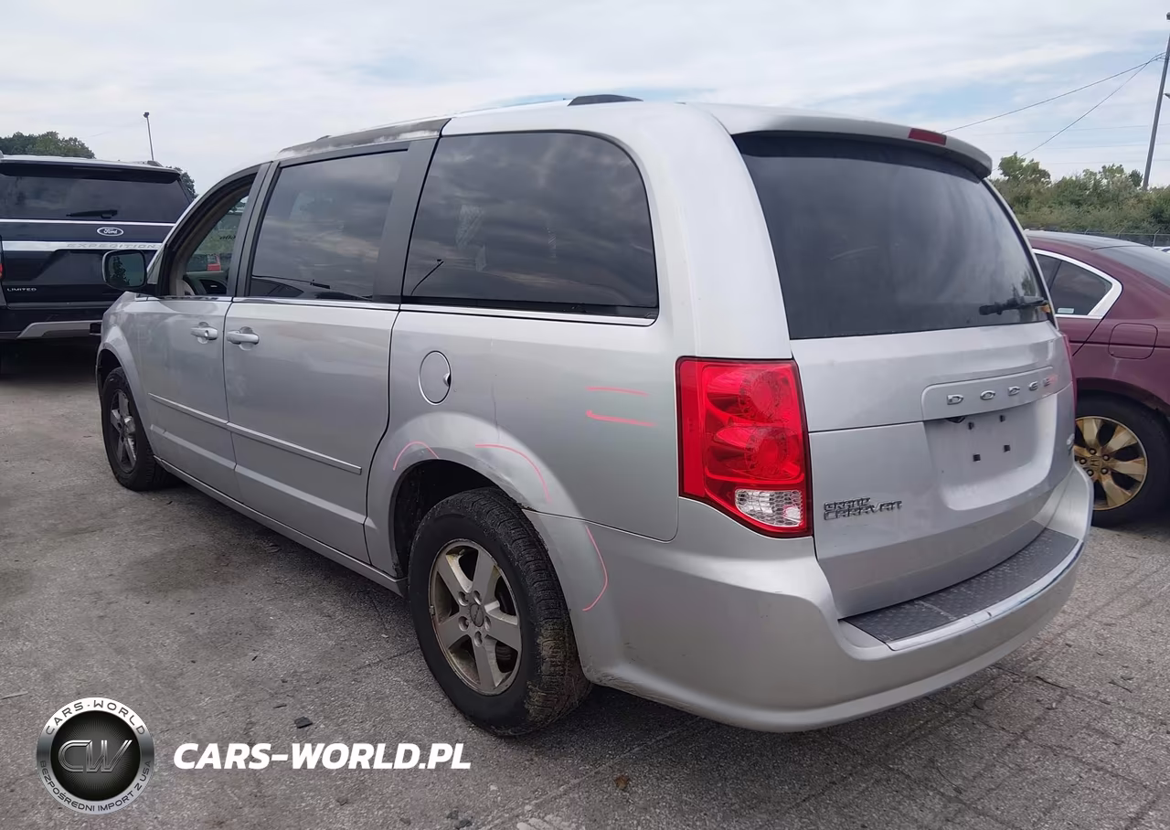 2011 Dodge Grand Caravan Crew VIN:2D4RN5DG7BR786985 - 3