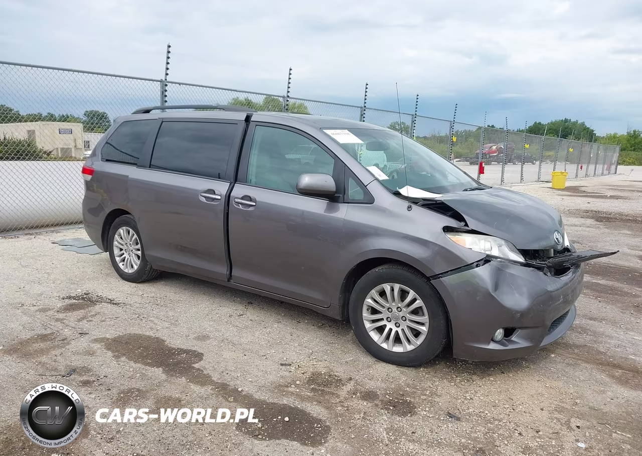 2011 Toyota Sienna Xle V6