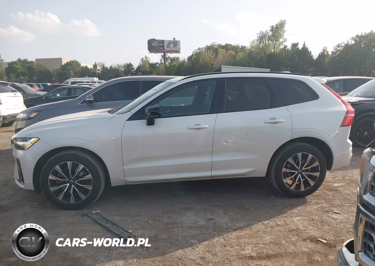 2024 Volvo Xc60 B5 Plus Dark Theme VIN:YV4L12RLXR1911735 - 14