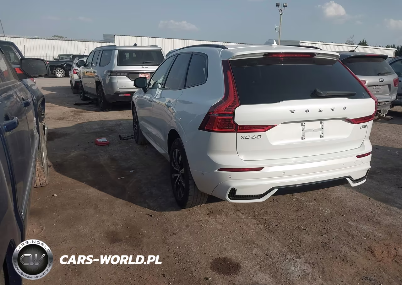 2024 Volvo Xc60 B5 Plus Dark Theme VIN:YV4L12RLXR1911735 - 3