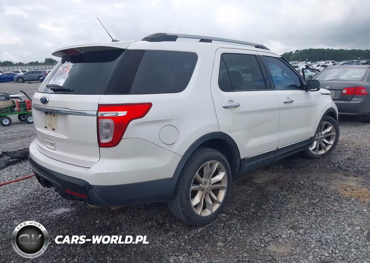 2012 Ford Explorer Xlt VIN:1FMHK7D8XCGA50921 - 4