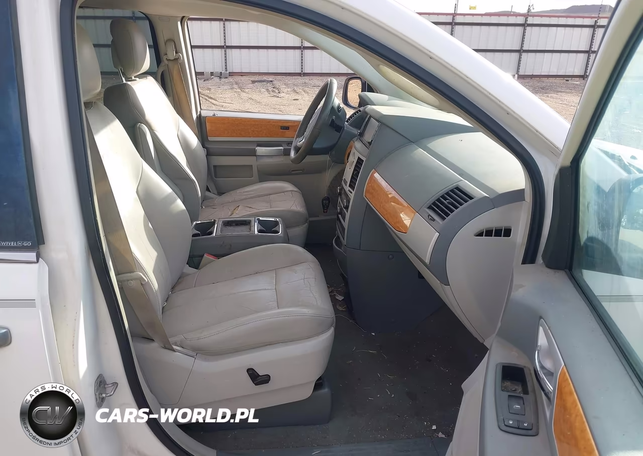 2010 Chrysler Town & Country New Limited VIN:2A4RR7DX5AR438916 - 5