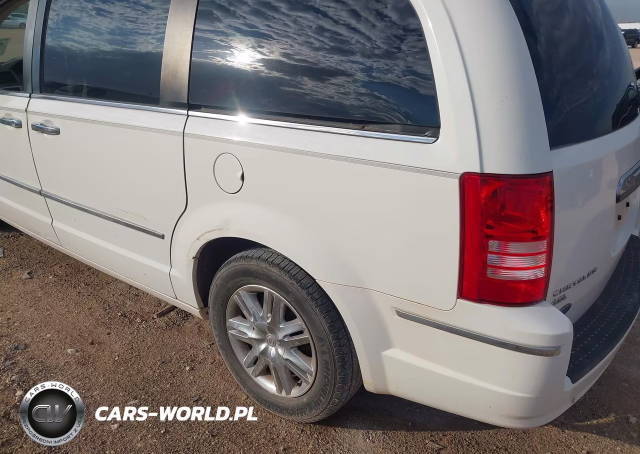 2010 Chrysler Town & Country New Limited VIN:2A4RR7DX5AR438916 - 6