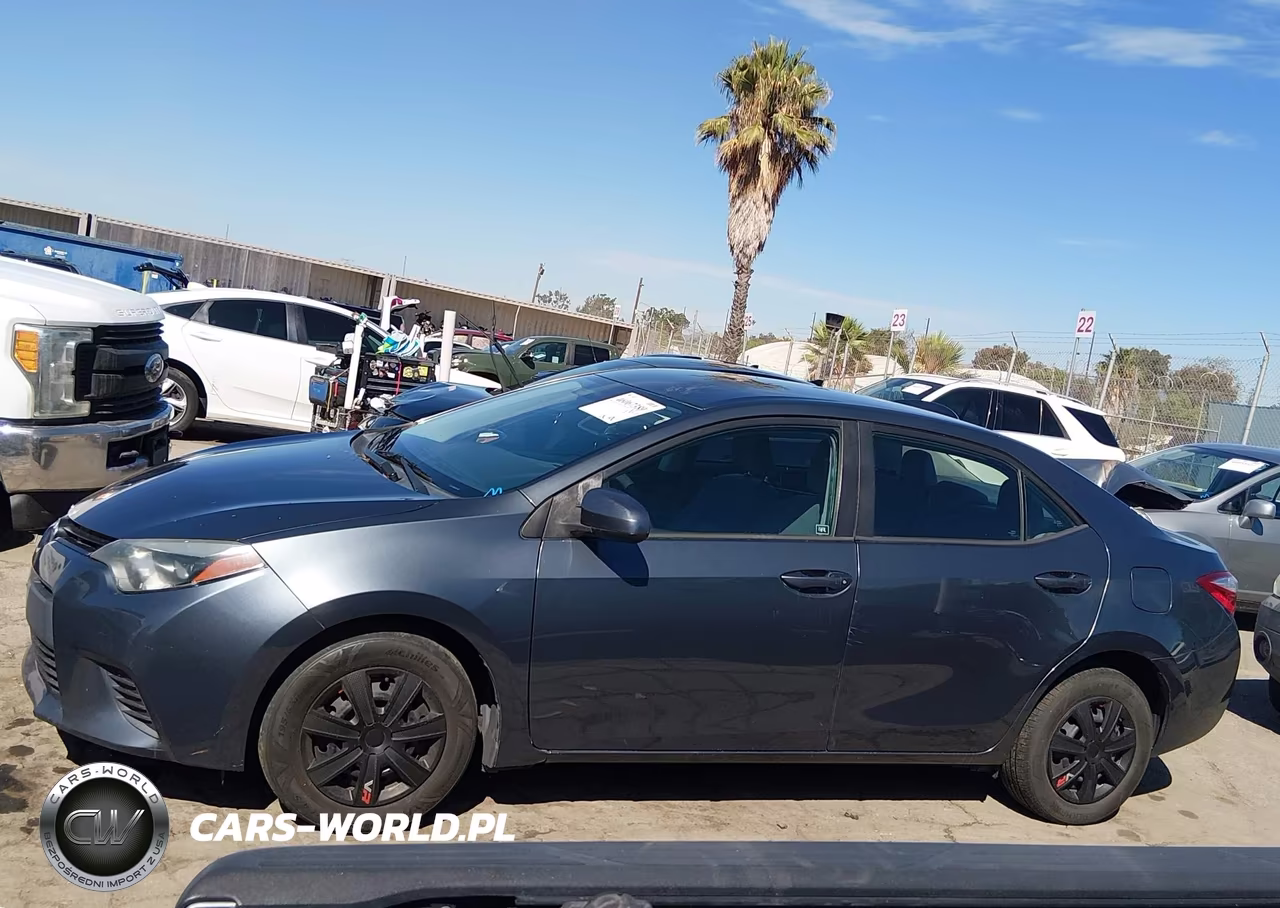 2015 Toyota Corolla L VIN:5YFBURHE7FP248150 - 14