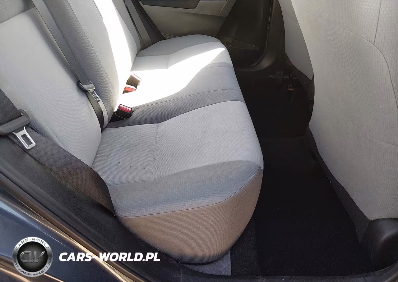 2015 Toyota Corolla L VIN:5YFBURHE7FP248150 - 8