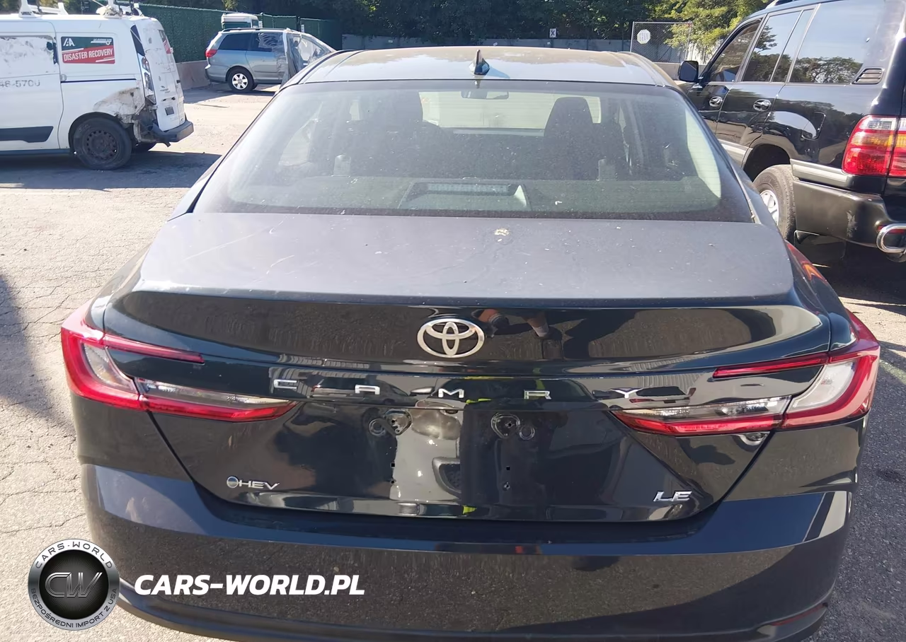 2025 Toyota Camry Le VIN:4T1DAACK3SU594642 - 16