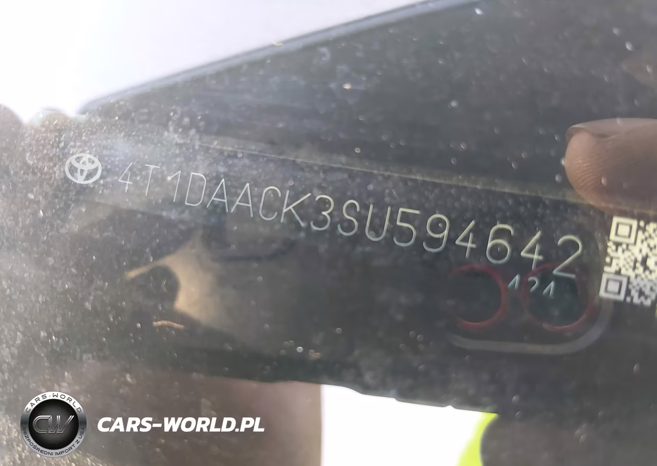 2025 Toyota Camry Le VIN:4T1DAACK3SU594642 - 17