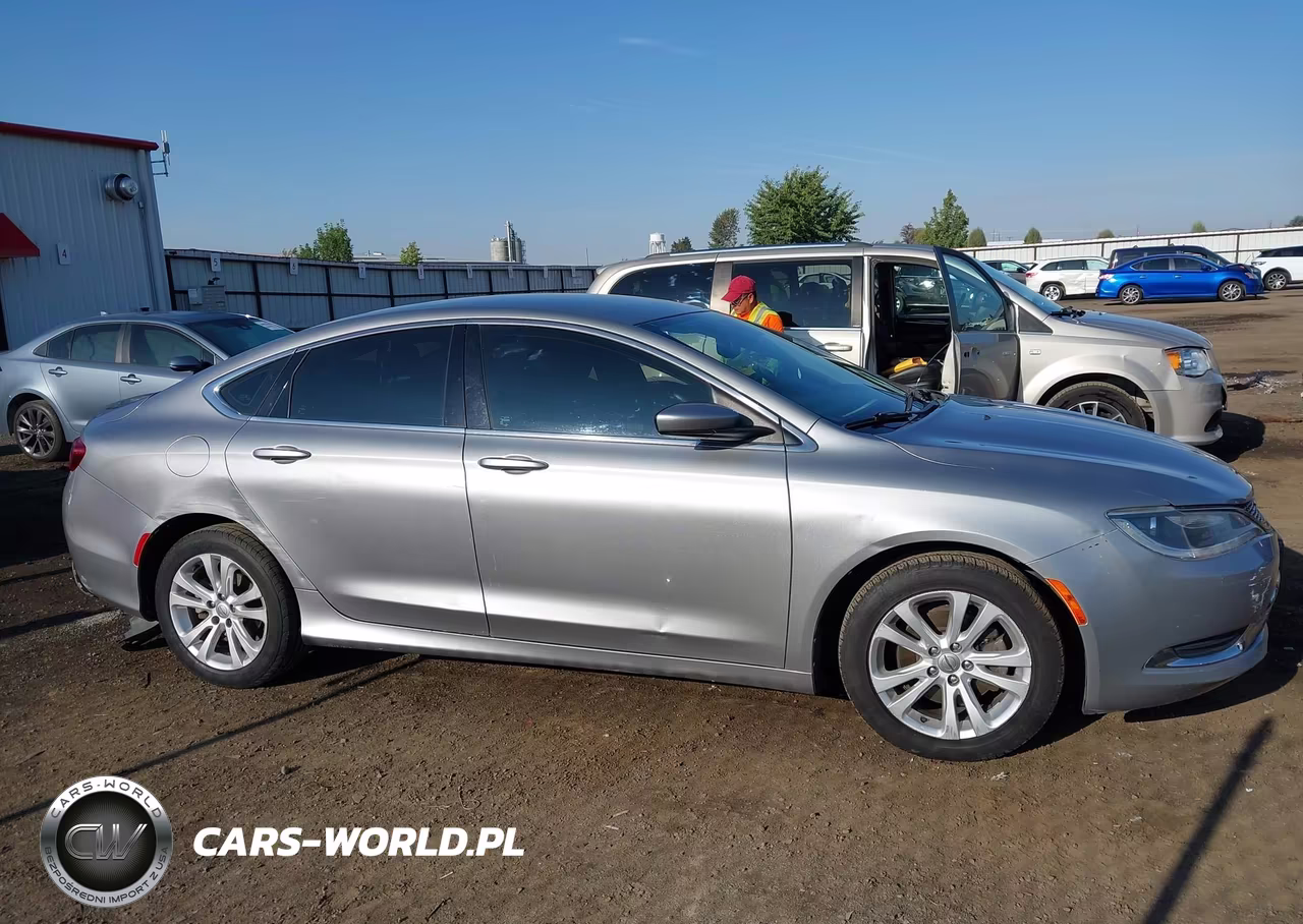 2015 Chrysler 200 Limited VIN:1C3CCCAB0FN723952 - 13