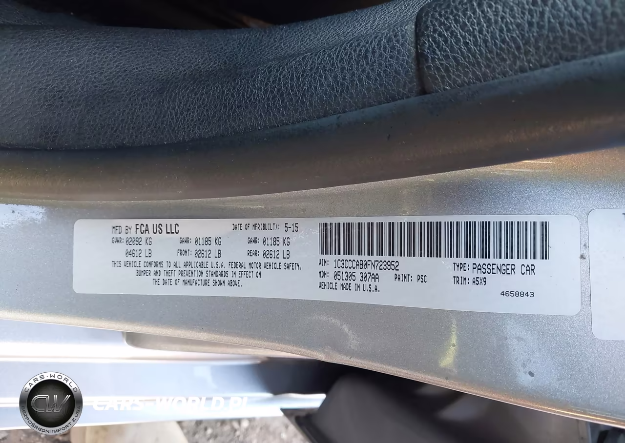 2015 Chrysler 200 Limited VIN:1C3CCCAB0FN723952 - 9