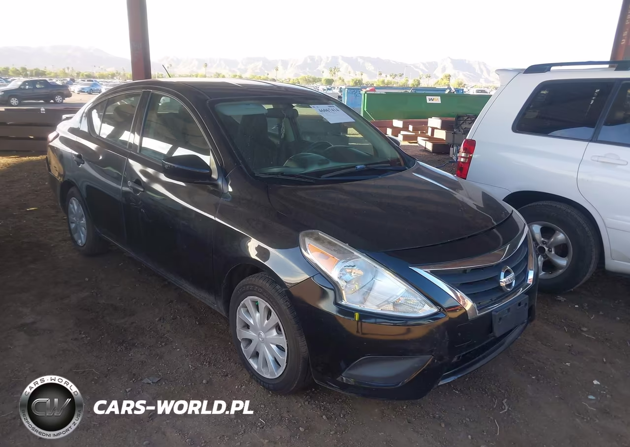 2016 Nissan Versa 1.6 S+