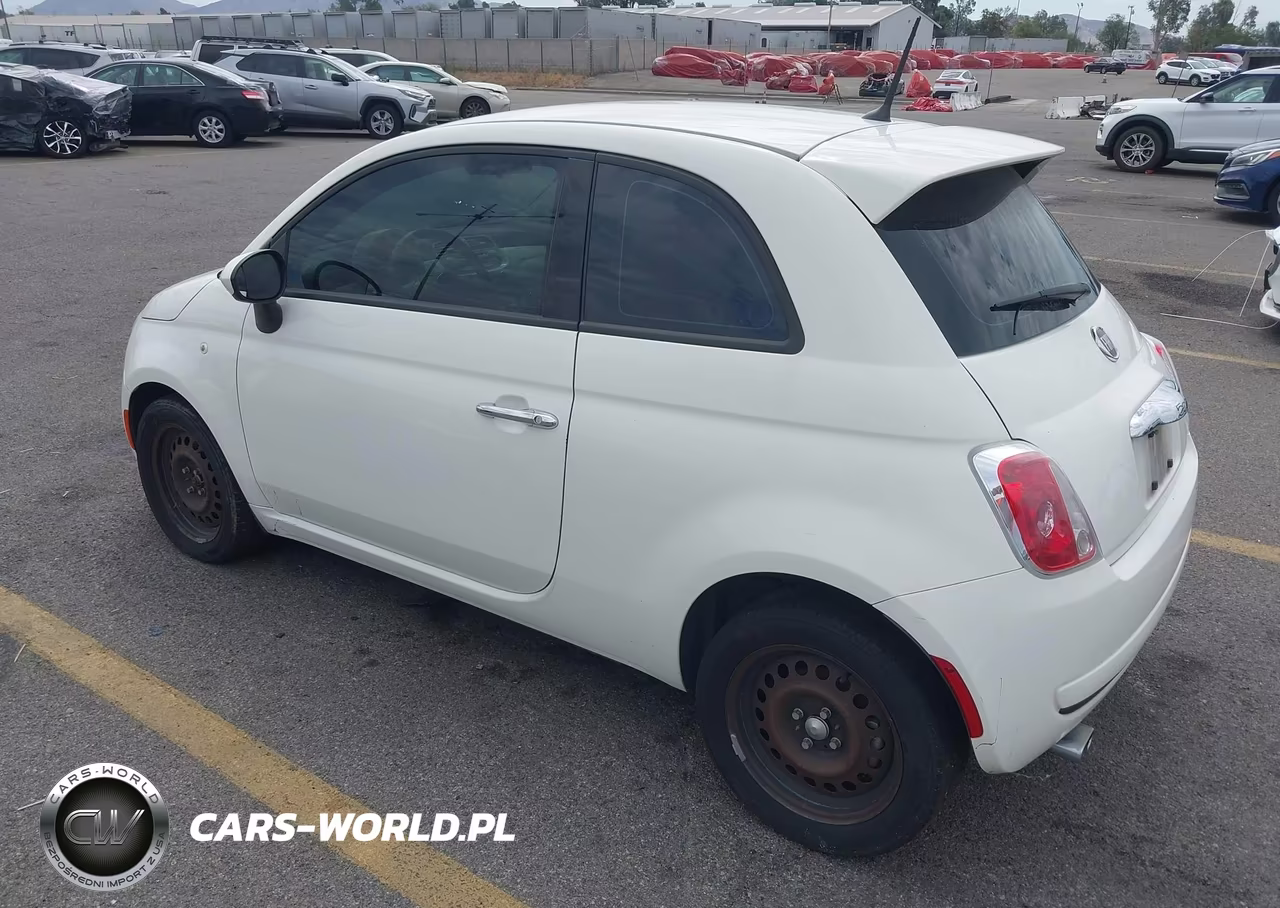 2015 Fiat 500 Pop VIN:3C3CFFAR6FT582018 - 3