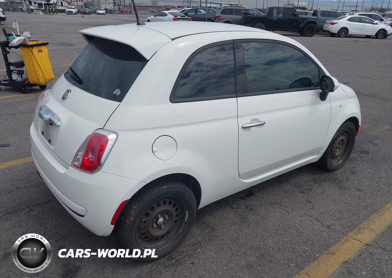 2015 Fiat 500 Pop VIN:3C3CFFAR6FT582018 - 4