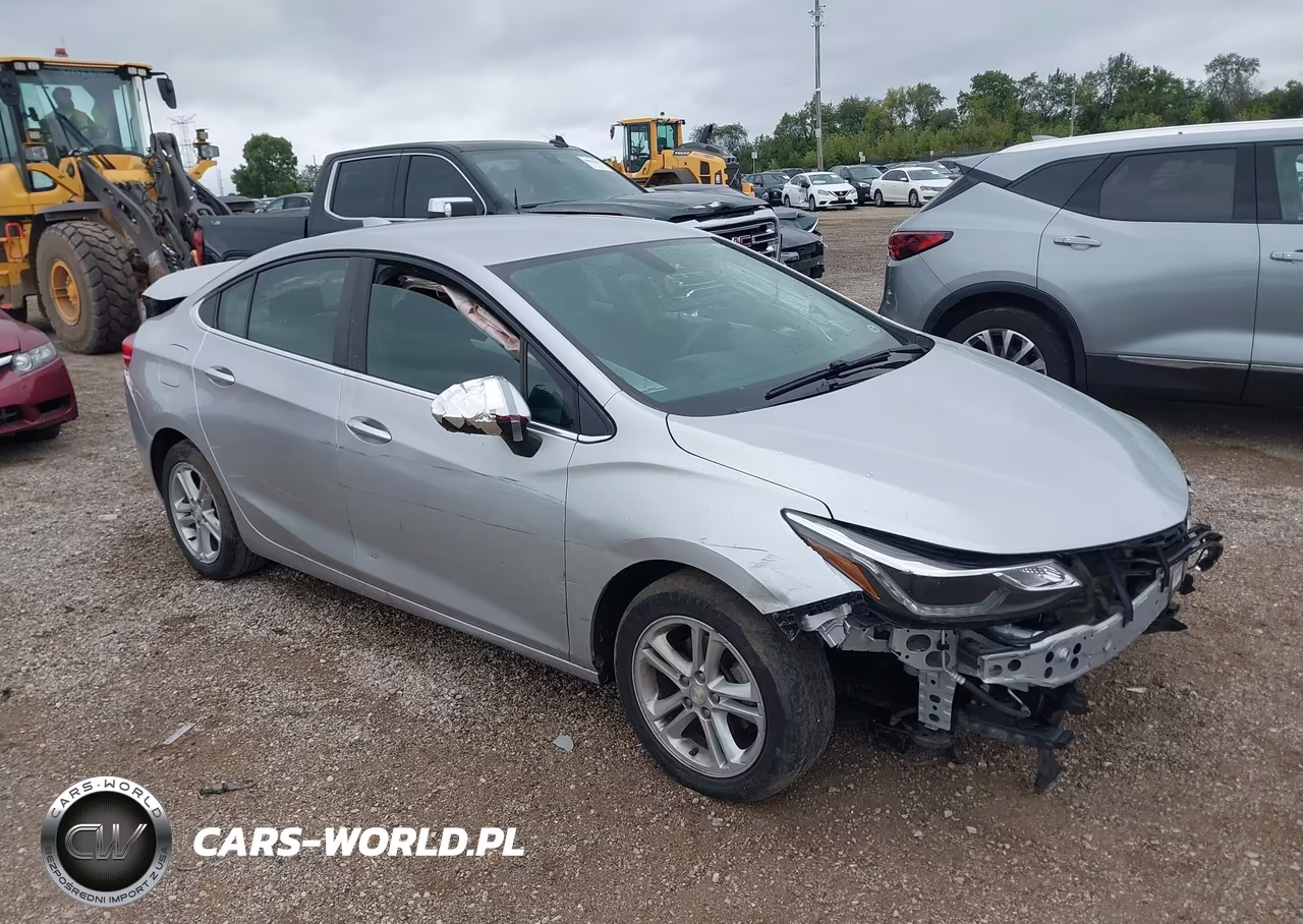 2017 Chevrolet Cruze Lt Auto – zdjęcie 1 z 16