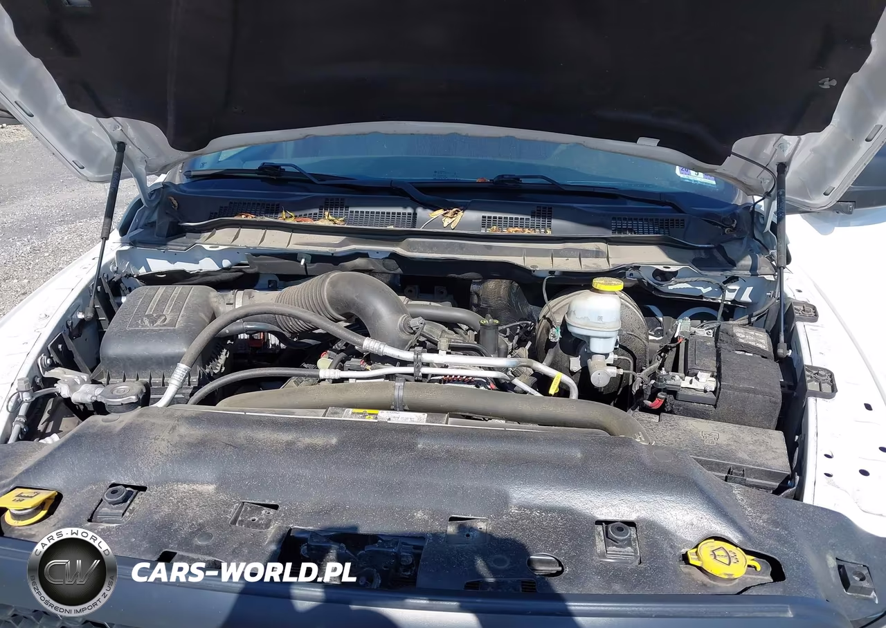 2023 Ram 1500 Classic Tradesman VIN:1C6RR7ST1PS531128 - 10
