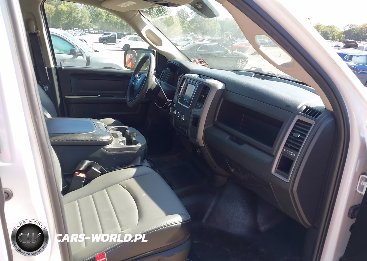 2023 Ram 1500 Classic Tradesman VIN:1C6RR7ST1PS531128 - 5