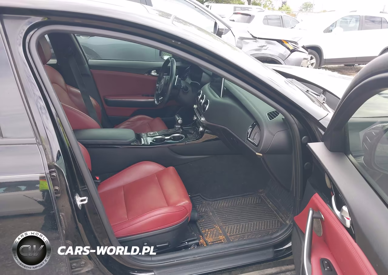 2021 Kia Stinger Gt-Line VIN:KNAE15LA4M6088653 - 5