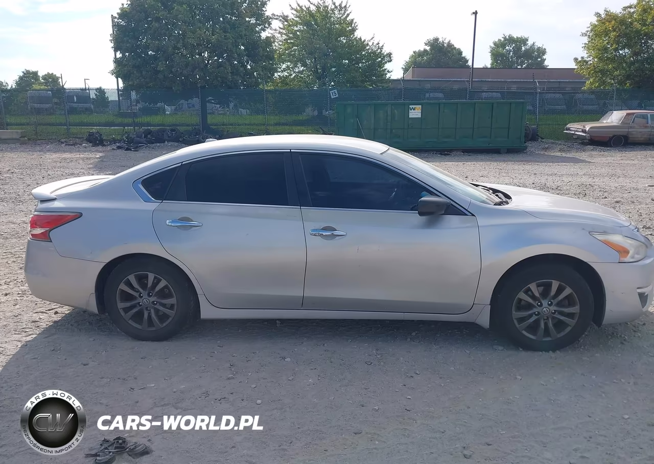 2015 Nissan Altima 2.5 S VIN:1N4AL3AP2FC461092 - 13