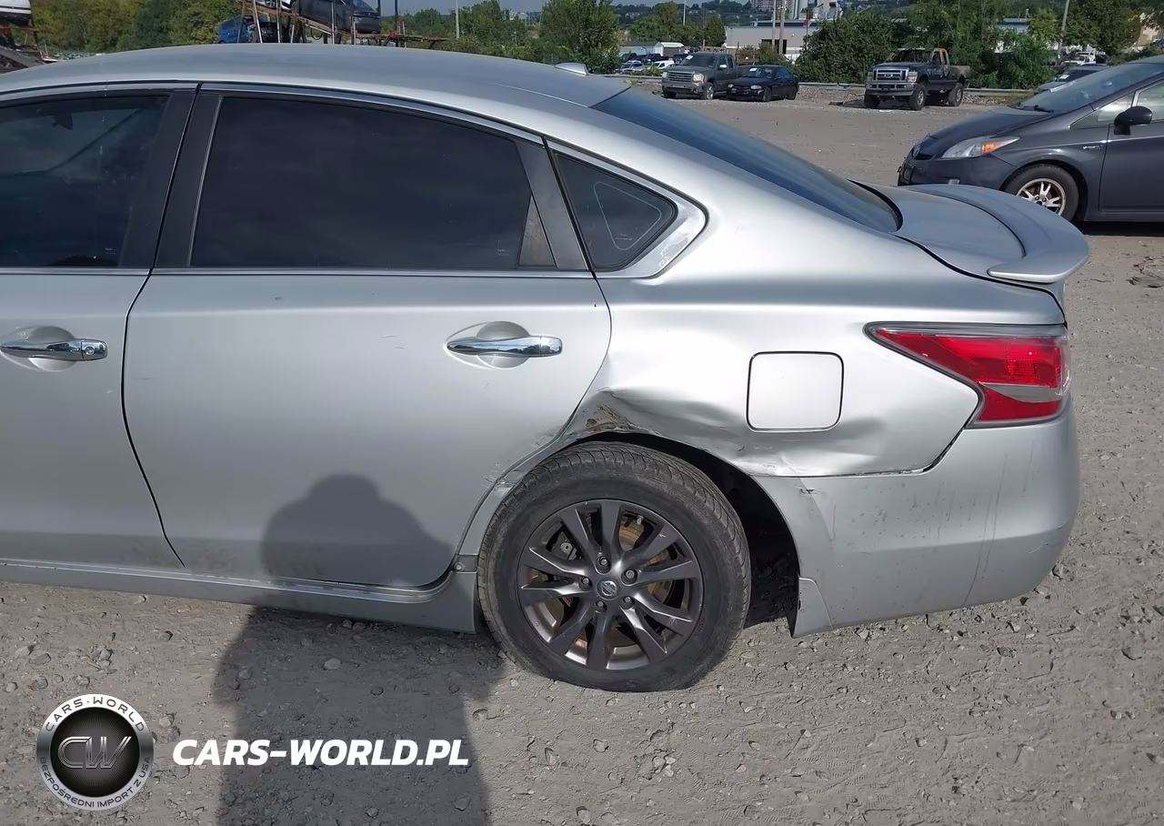 2015 Nissan Altima 2.5 S VIN:1N4AL3AP2FC461092 - 6