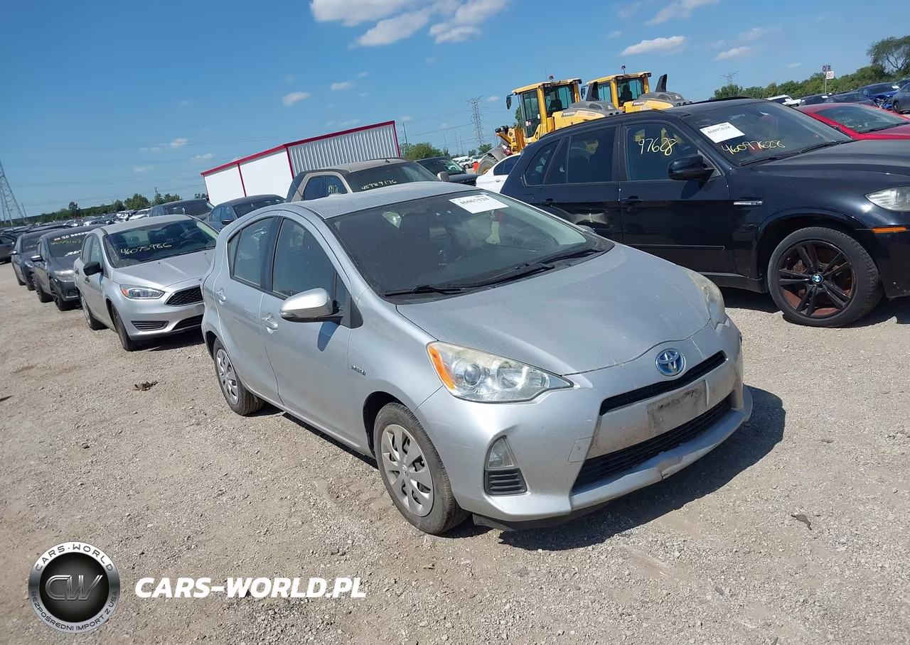 2014 Toyota Prius C Two
