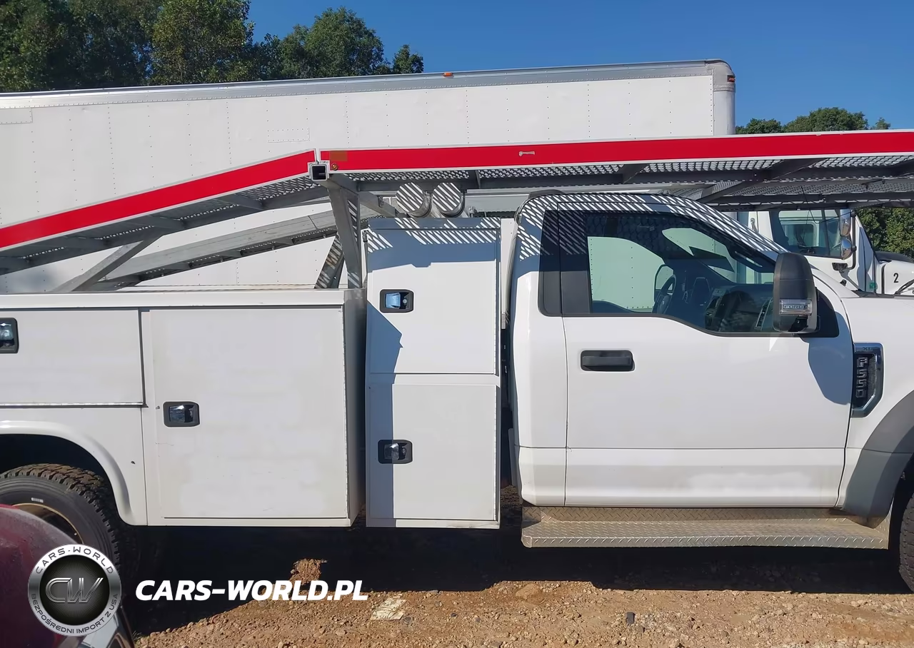 2020 Ford F-550 Chassis Xl VIN:1FDUF5HN0LDA08329 - 13