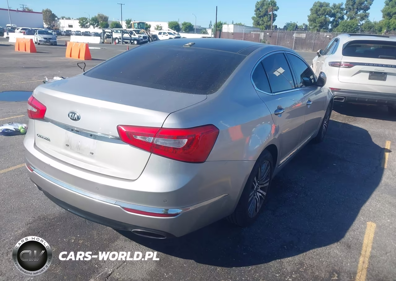 2015 Kia Cadenza Premium VIN:KNALN4D76F5173298 - 4