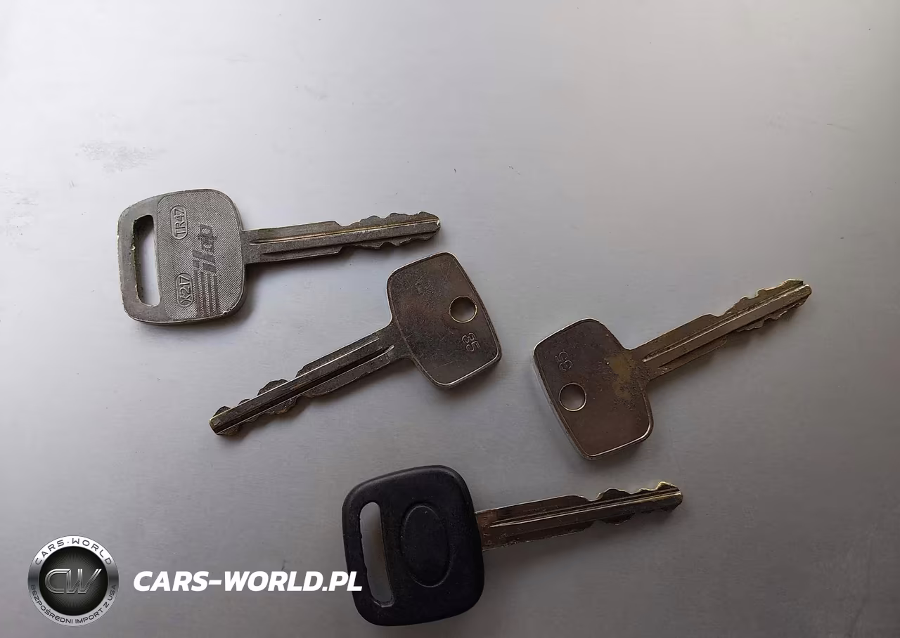 1999 Toyota Camry Le VIN:4T1BG22K6XU906473 - 11