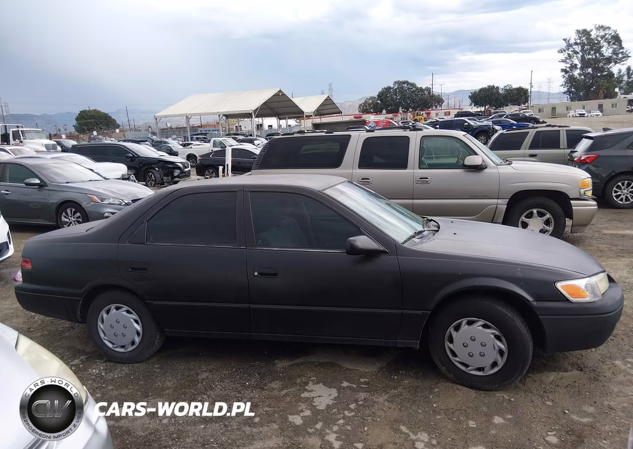 1999 Toyota Camry Le VIN:4T1BG22K6XU906473 - 13