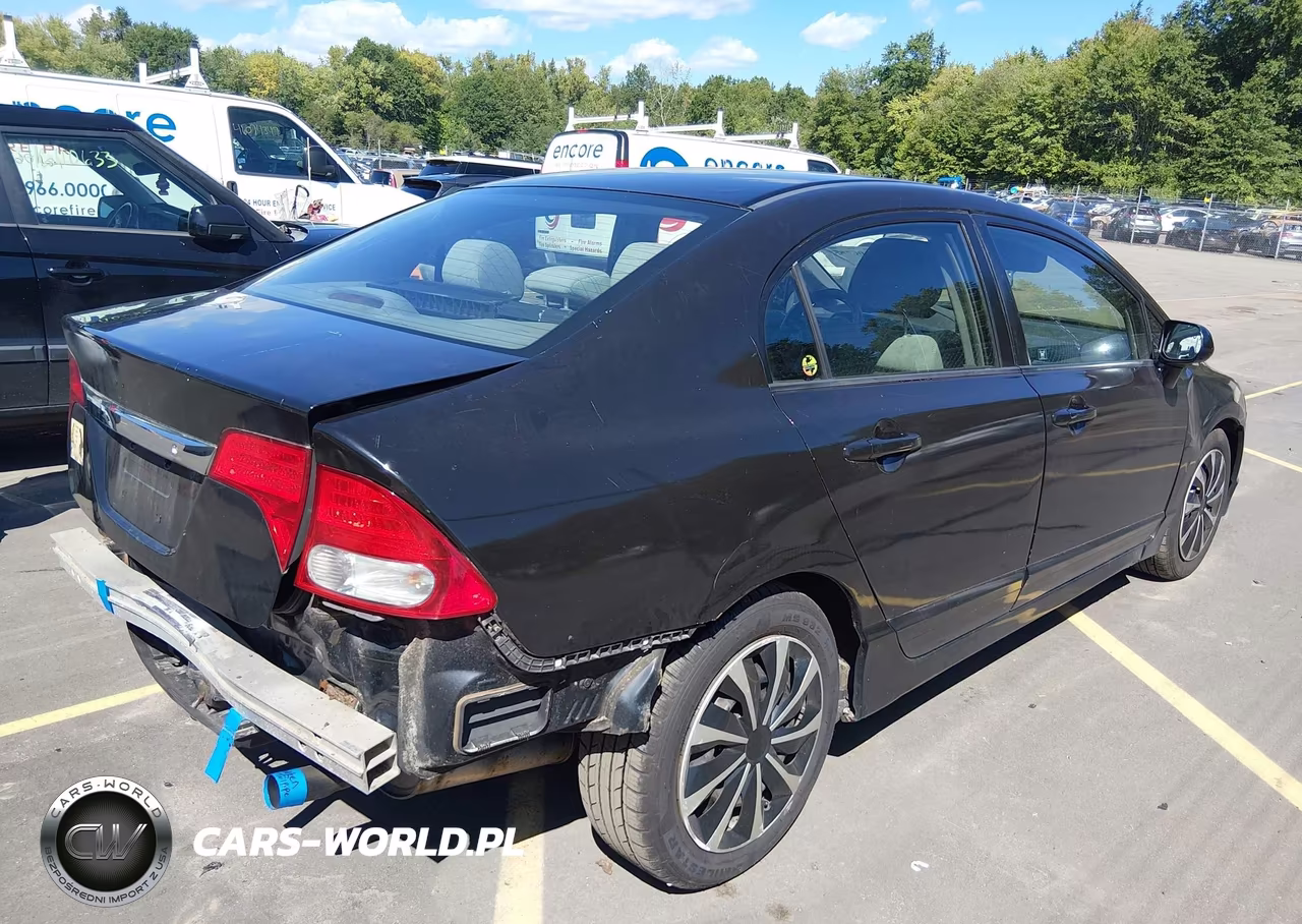 2011 Honda Civic Lx VIN:2HGFA1F58BH305536 - 4