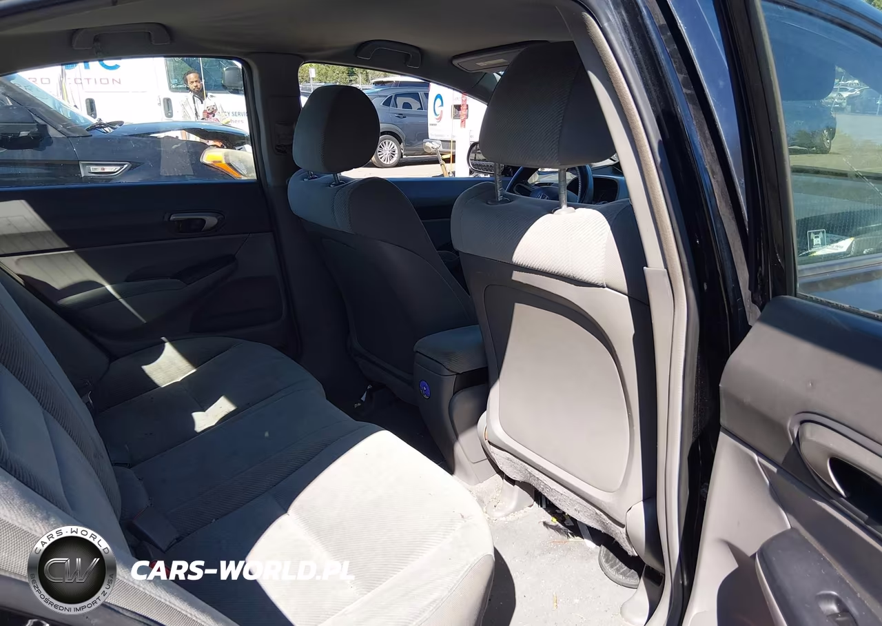 2011 Honda Civic Lx VIN:2HGFA1F58BH305536 - 8