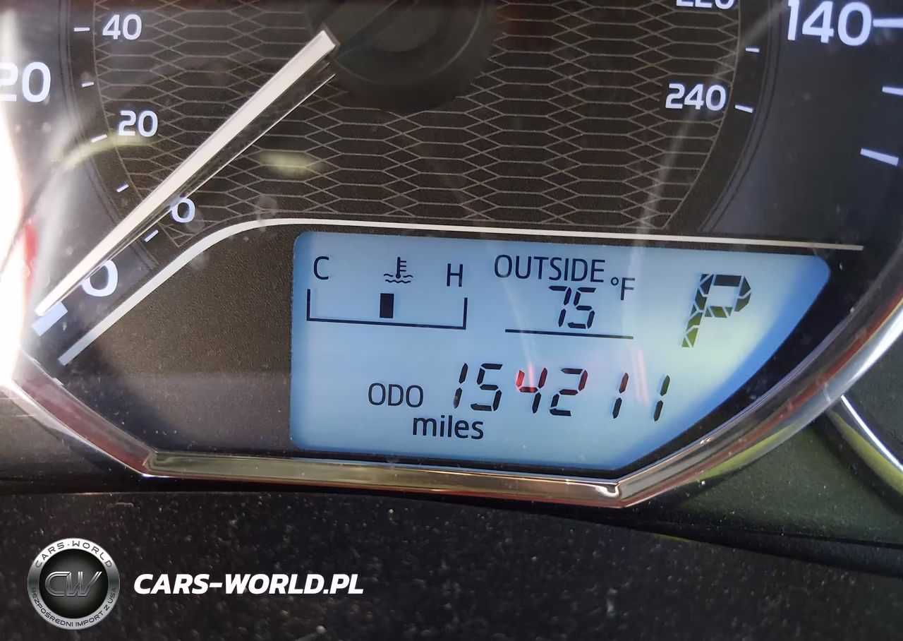 2016 Toyota Corolla Le VIN:2T1BURHE9GC683723 - 15