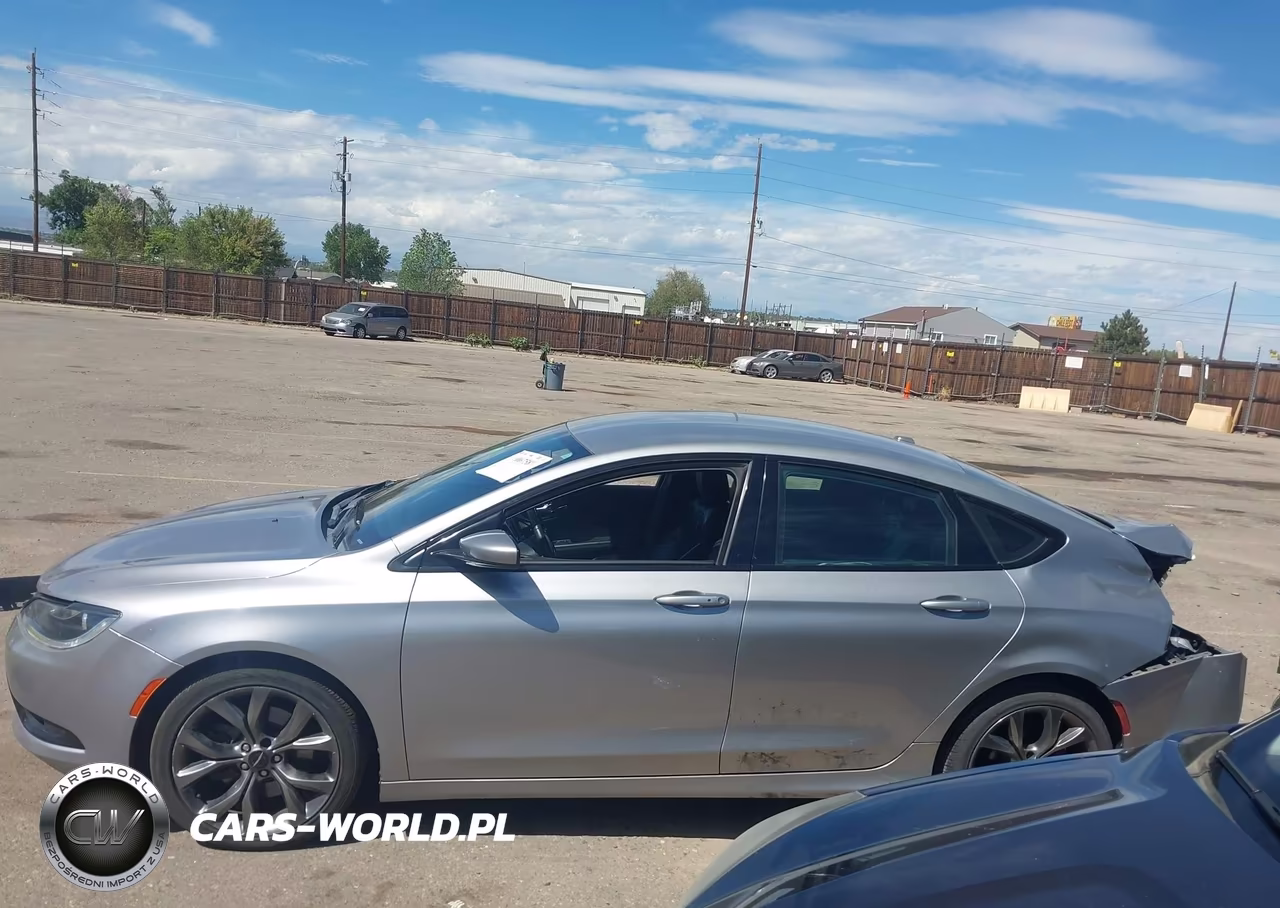 2015 Chrysler 200 S VIN:1C3CCCBG1FN655137 - 14