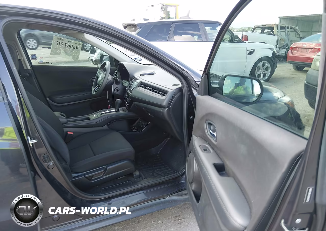 2018 Honda Hr-V Lx VIN:3CZRU5H37JM722680 - 5