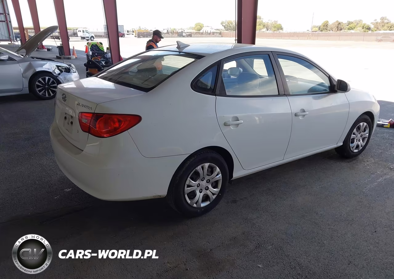 2009 Hyundai Elantra Gls VIN:KMHDU46D49U716327 - 4