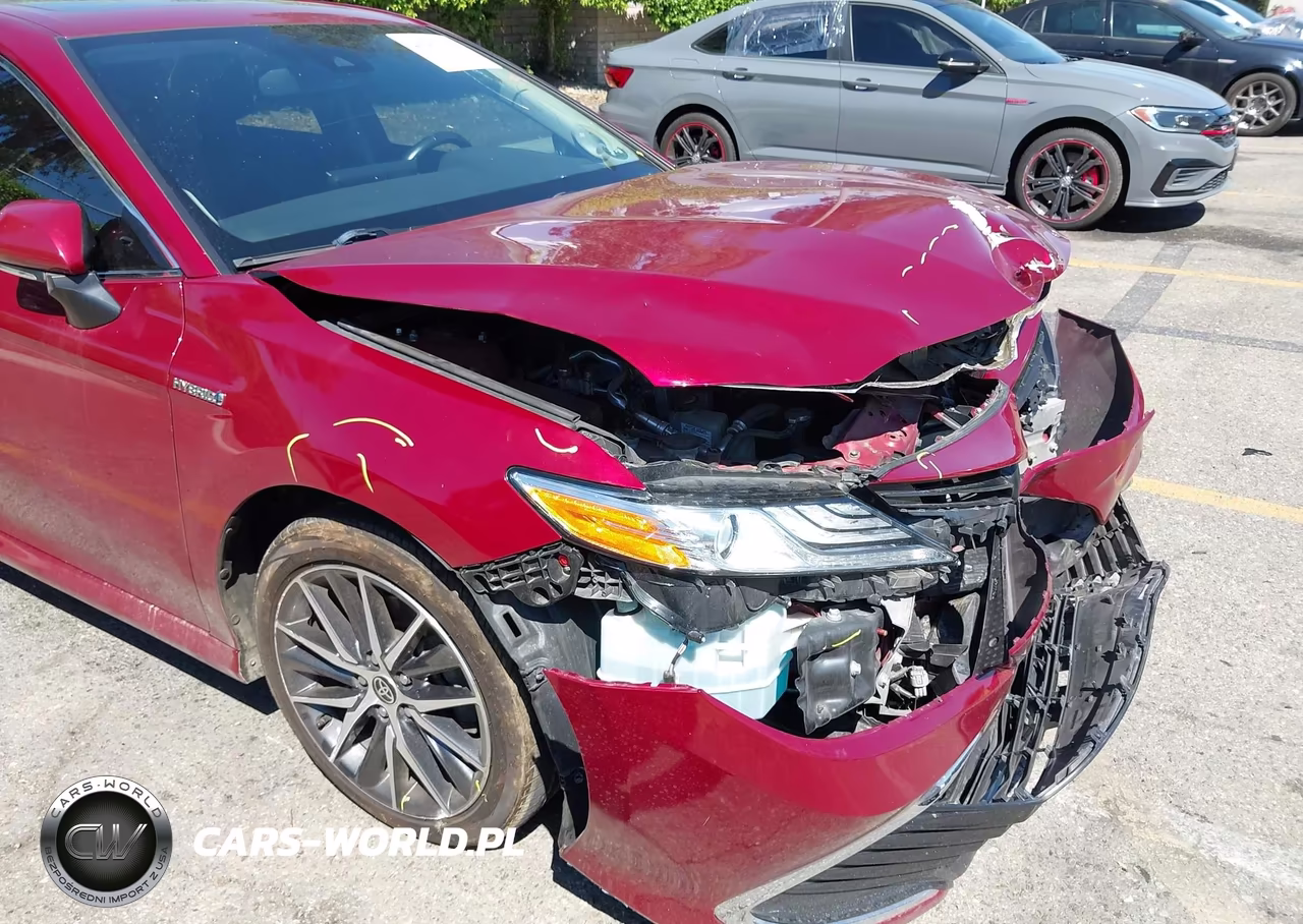 2021 Toyota Camry Xle Hybrid VIN:4T1F31AK2MU561818 - 12