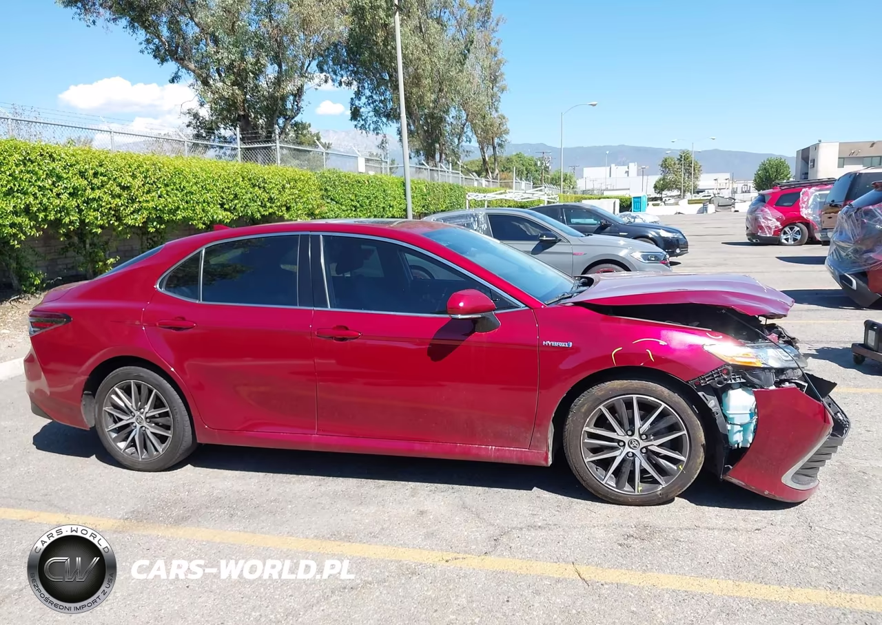 2021 Toyota Camry Xle Hybrid VIN:4T1F31AK2MU561818 - 15