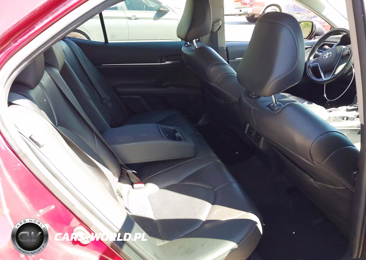 2021 Toyota Camry Xle Hybrid VIN:4T1F31AK2MU561818 - 8