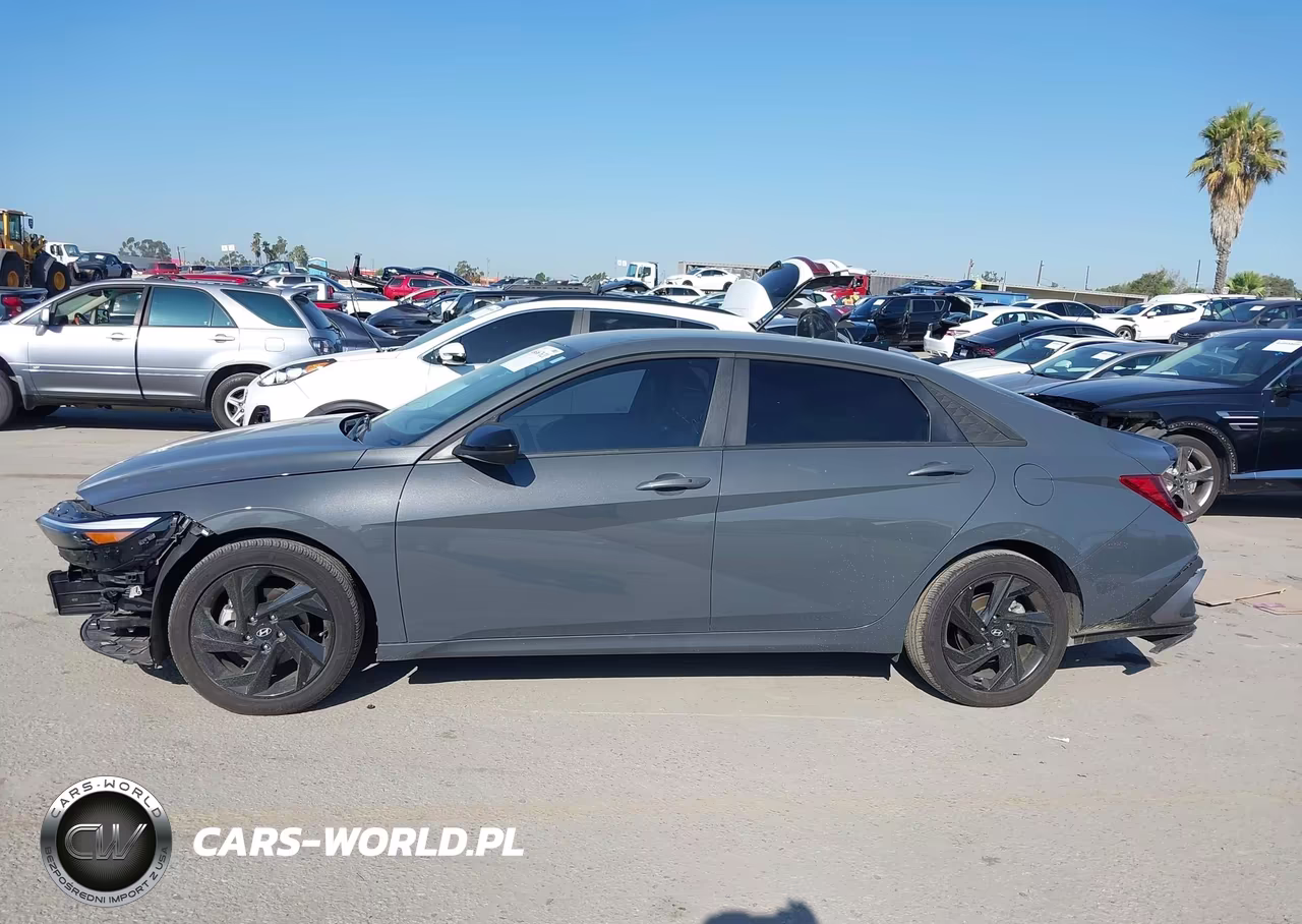 2026 Hyundai Elantra Sel Sport VIN:KMHLM4DG2TU113280 - 15