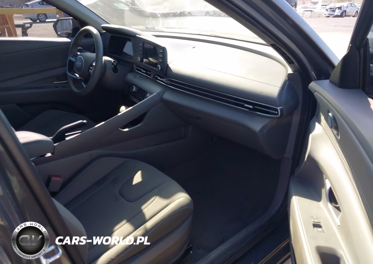 2026 Hyundai Elantra Sel Sport VIN:KMHLM4DG2TU113280 - 5