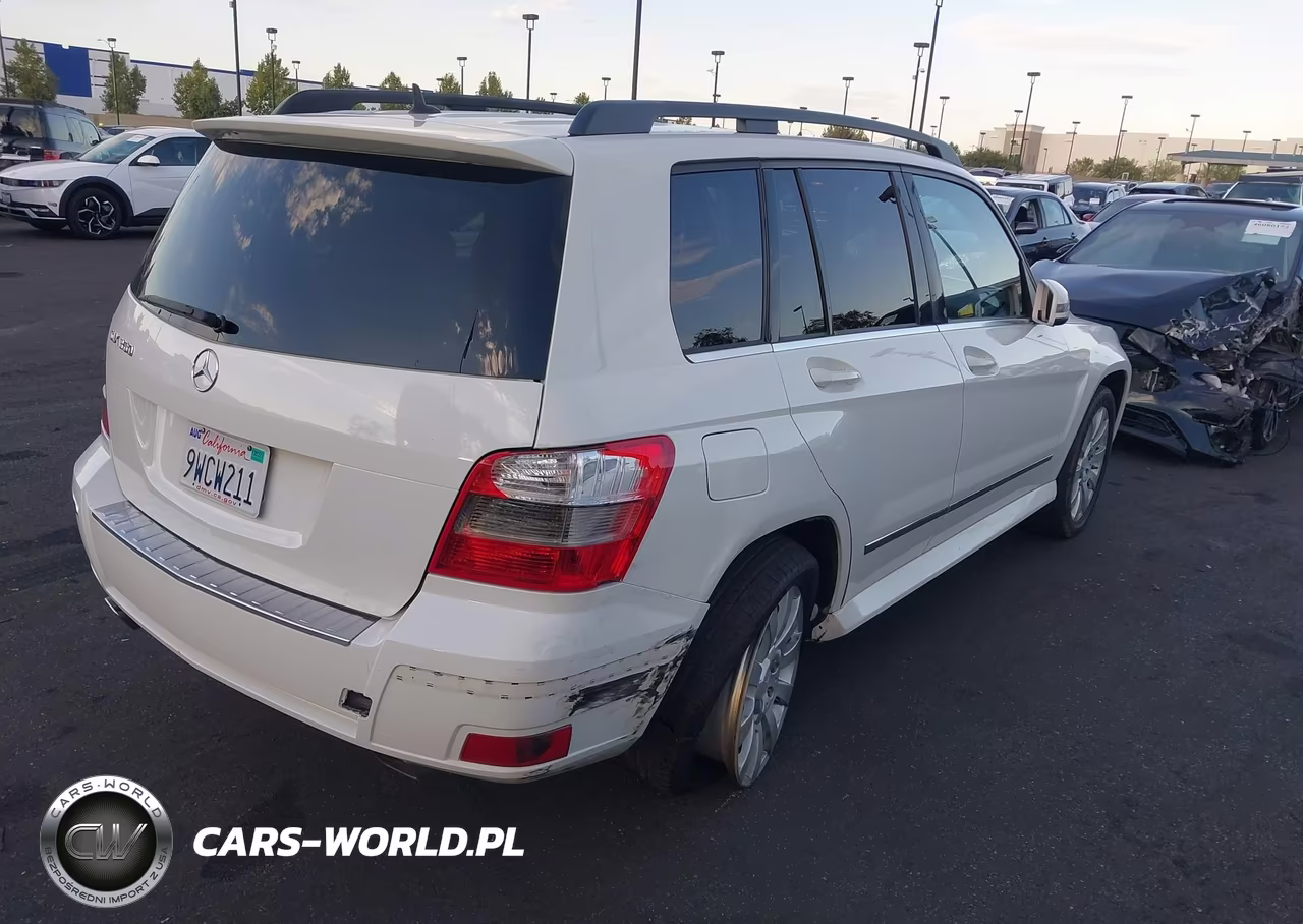 2010 Mercedes-Benz Glk 350 VIN:WDCGG5GB4AF461967 - 4