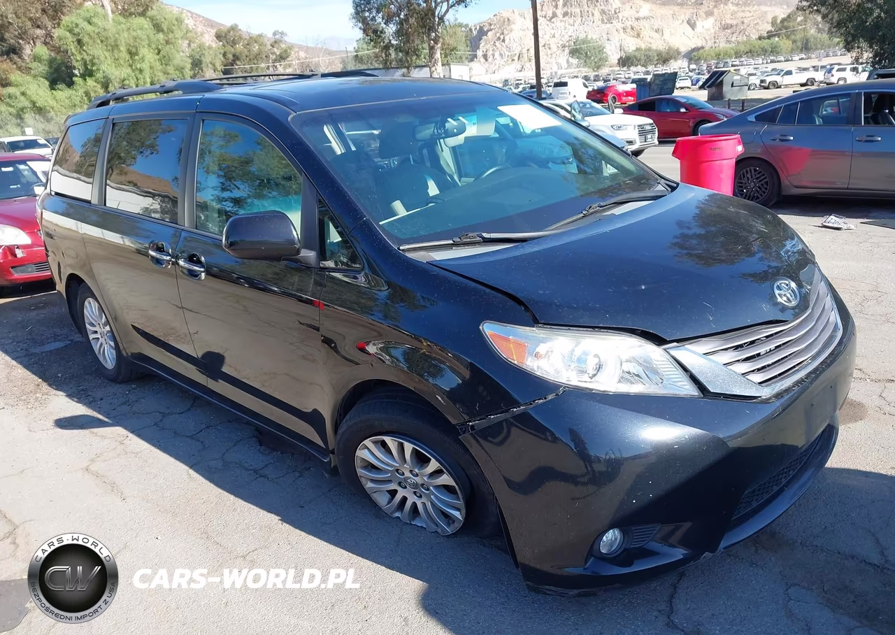2016 Toyota Sienna Xle 8 Passenger VIN:5TDYK3DC5GS695361 - 1