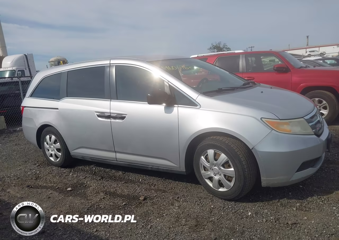 2013 Honda Odyssey Lx VIN:5FNRL5H28DB028850 - 14
