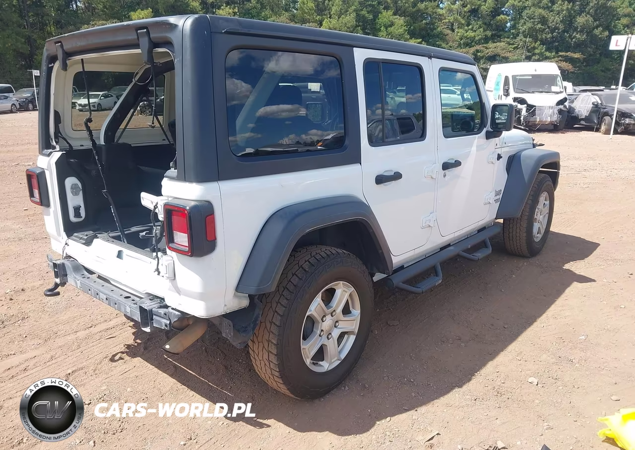 2019 Jeep Wrangler Unlimited Sport S 4X4 VIN:1C4HJXDN6KW588372 - 4