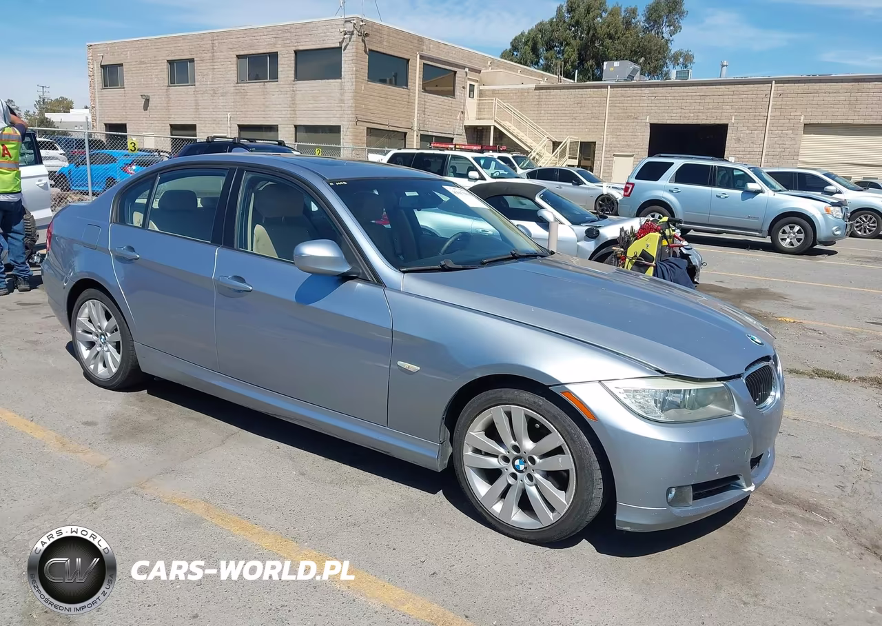 2009 BMW 328I