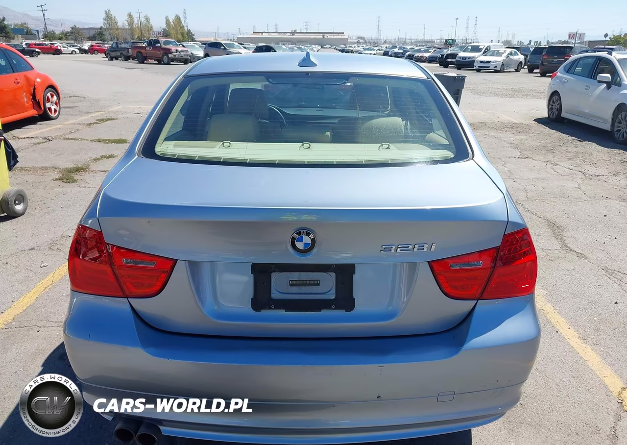 2009 BMW 328I VIN:WBAPH53559A435001 - 16