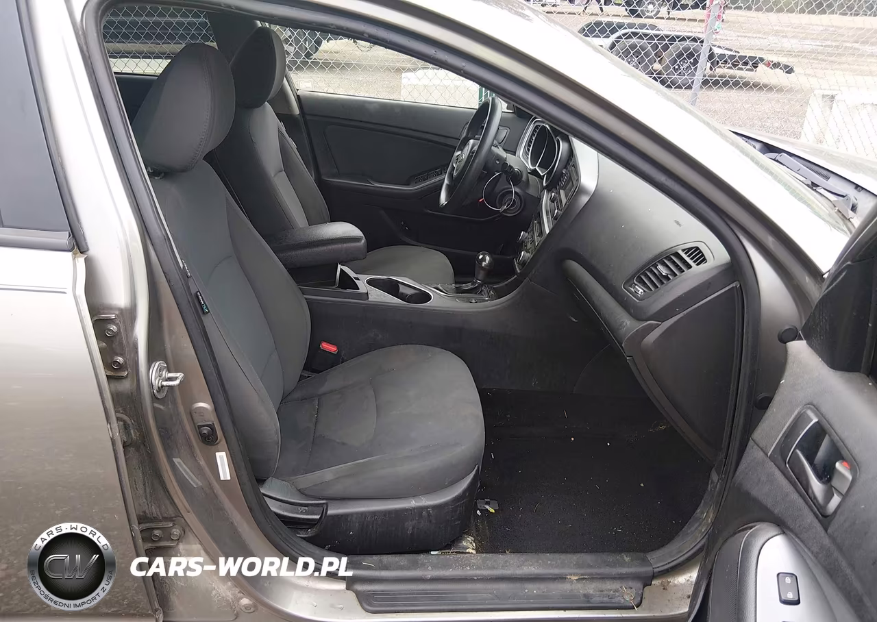 2015 Kia Optima Lx VIN:5XXGM4A70FG416918 - 5