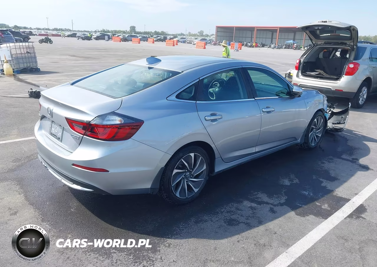 2019 Honda Insight Touring VIN:19XZE4F97KE019905 - 4