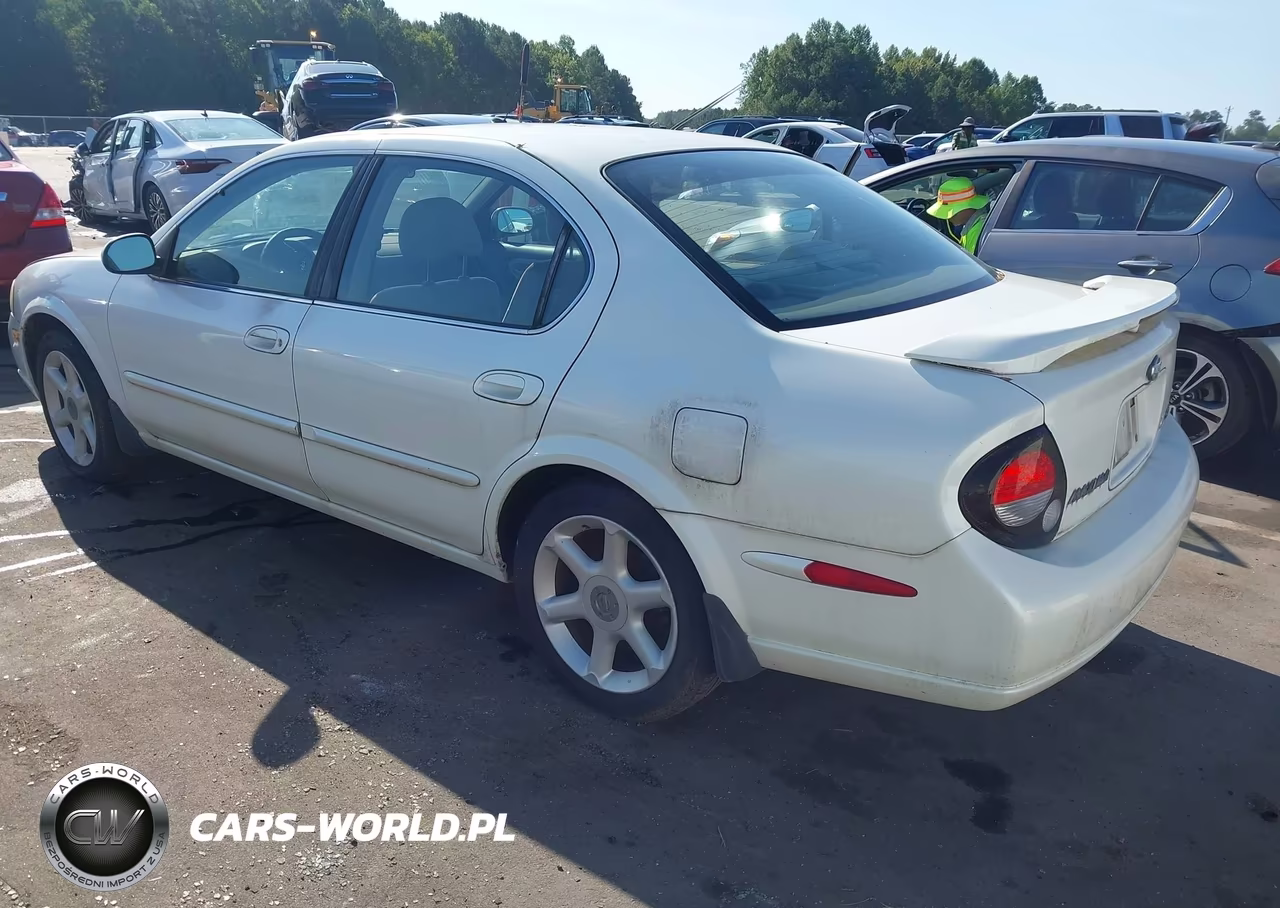 2000 Nissan Maxima Gle-Gxe-Se VIN:JN1CA31A2YT015244 - 3
