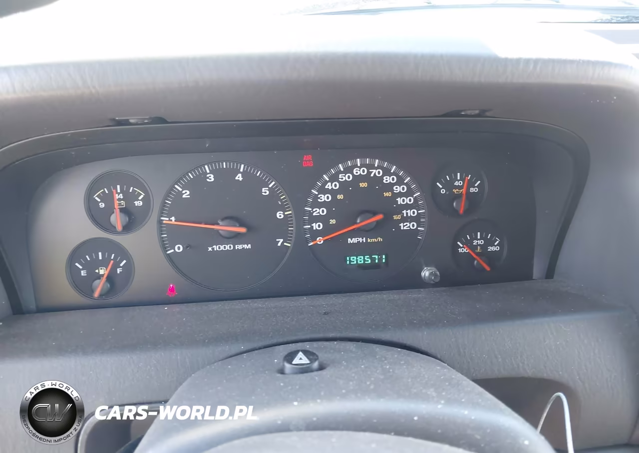 2000 Jeep Grand Cherokee Laredo VIN:1J4GW48S6YC132596 - 7